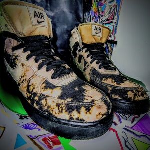 Nike Air Black and Brown Tie-Dye Athletic Shoes